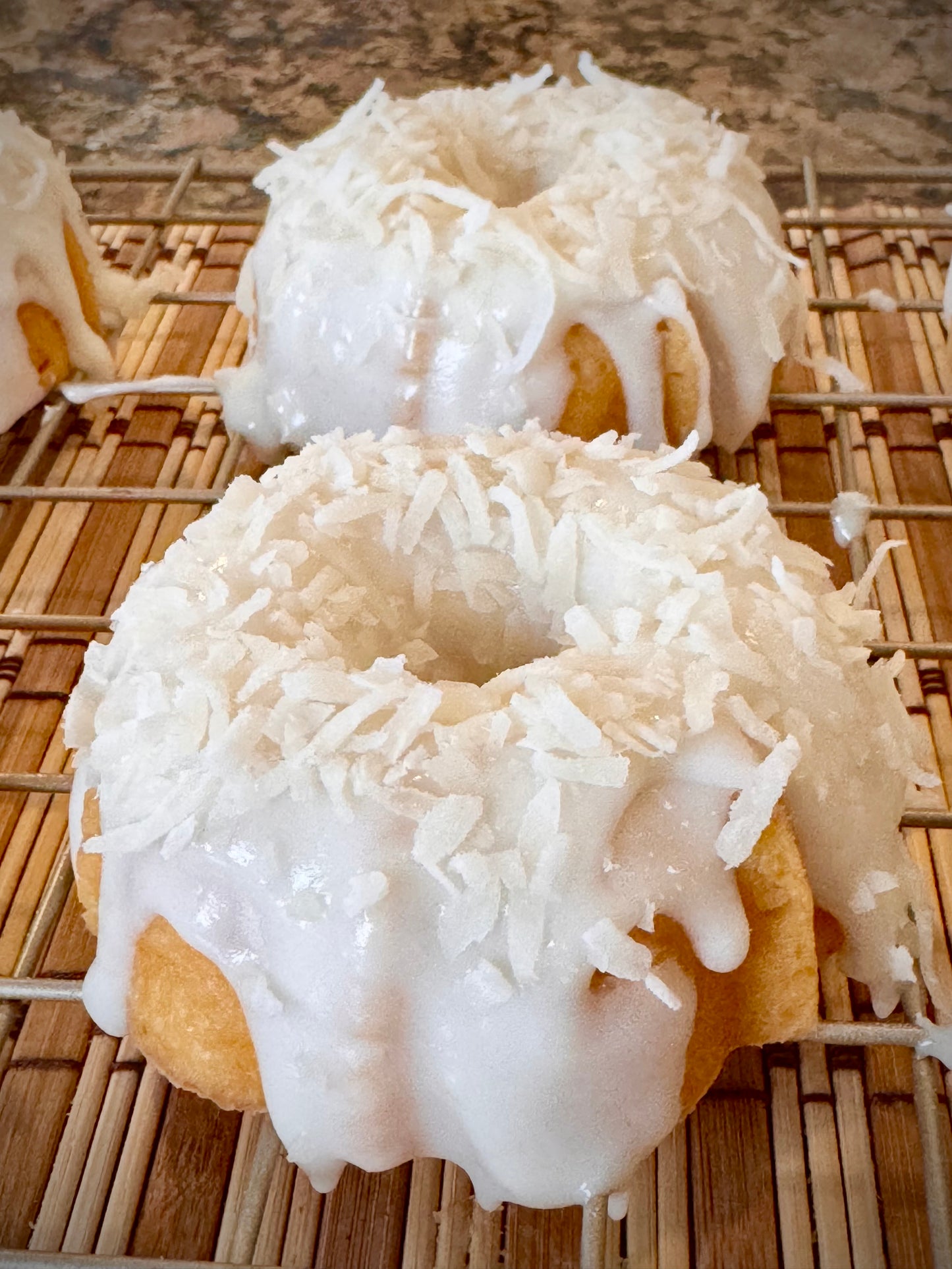 3 Mini Bundt Pound Cakes